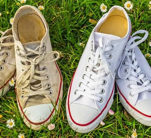 Cách làm giày trắng không bị bẩn bằng Baking Soda, nước và bột giặt.