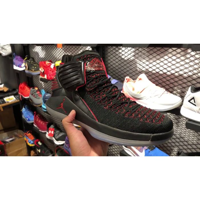 Giày bóng rổ Jordan 32 (XXXII)2