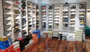 BT Sneaker - Cửa hàng giày sneaker nam nữ rep 1:1 like auth 1